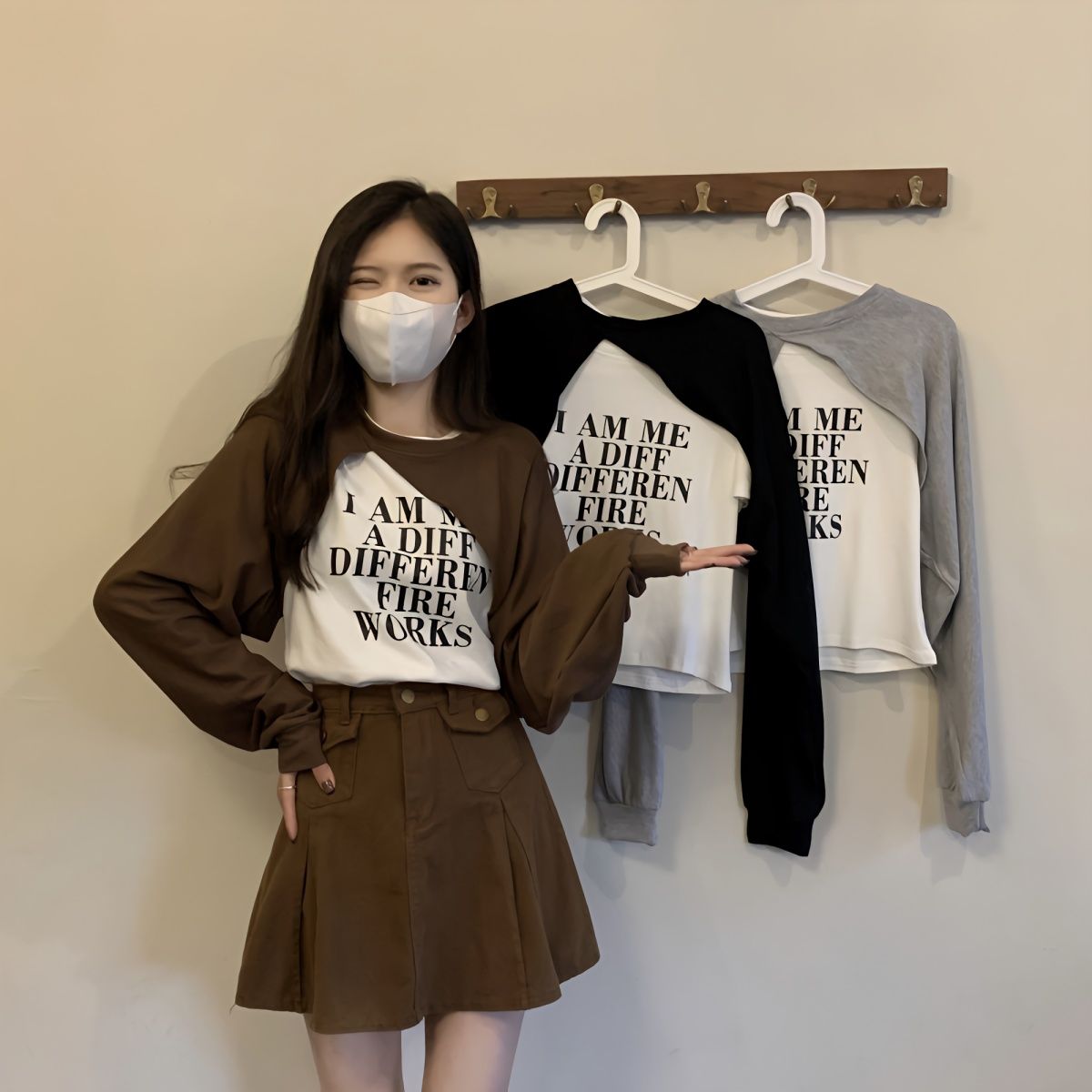 2023春秋新款辣妹时髦字母印花短袖T恤+长袖不规则披肩卫衣两件套